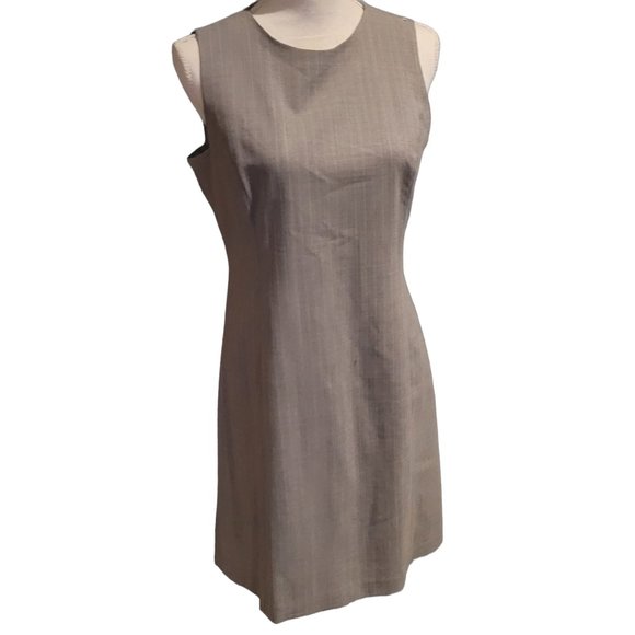 Banana Republic Dresses & Skirts - Banana Republic Gray 10P Dress
